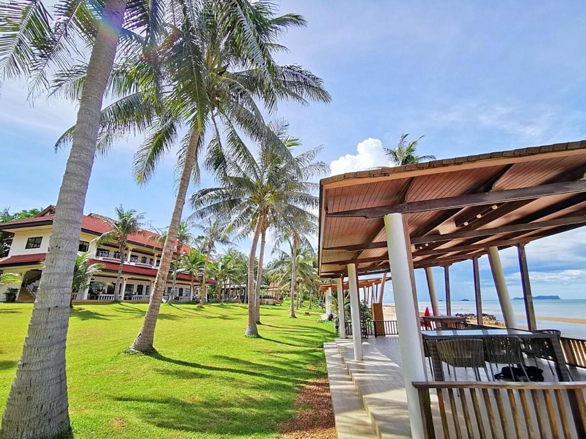 Ban Saithong Beach Resort Bang Saphan Noi Exterior foto