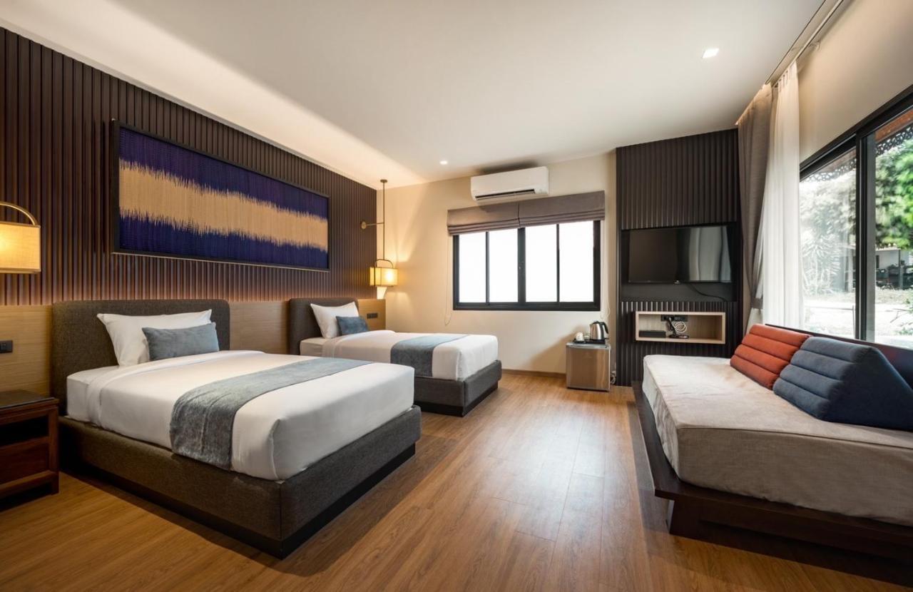 Ban Saithong Beach Resort Bang Saphan Noi Exterior foto