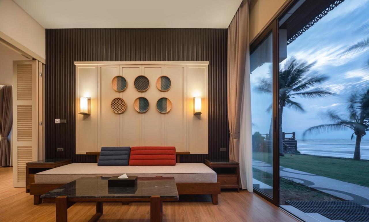 Ban Saithong Beach Resort Bang Saphan Noi Exterior foto