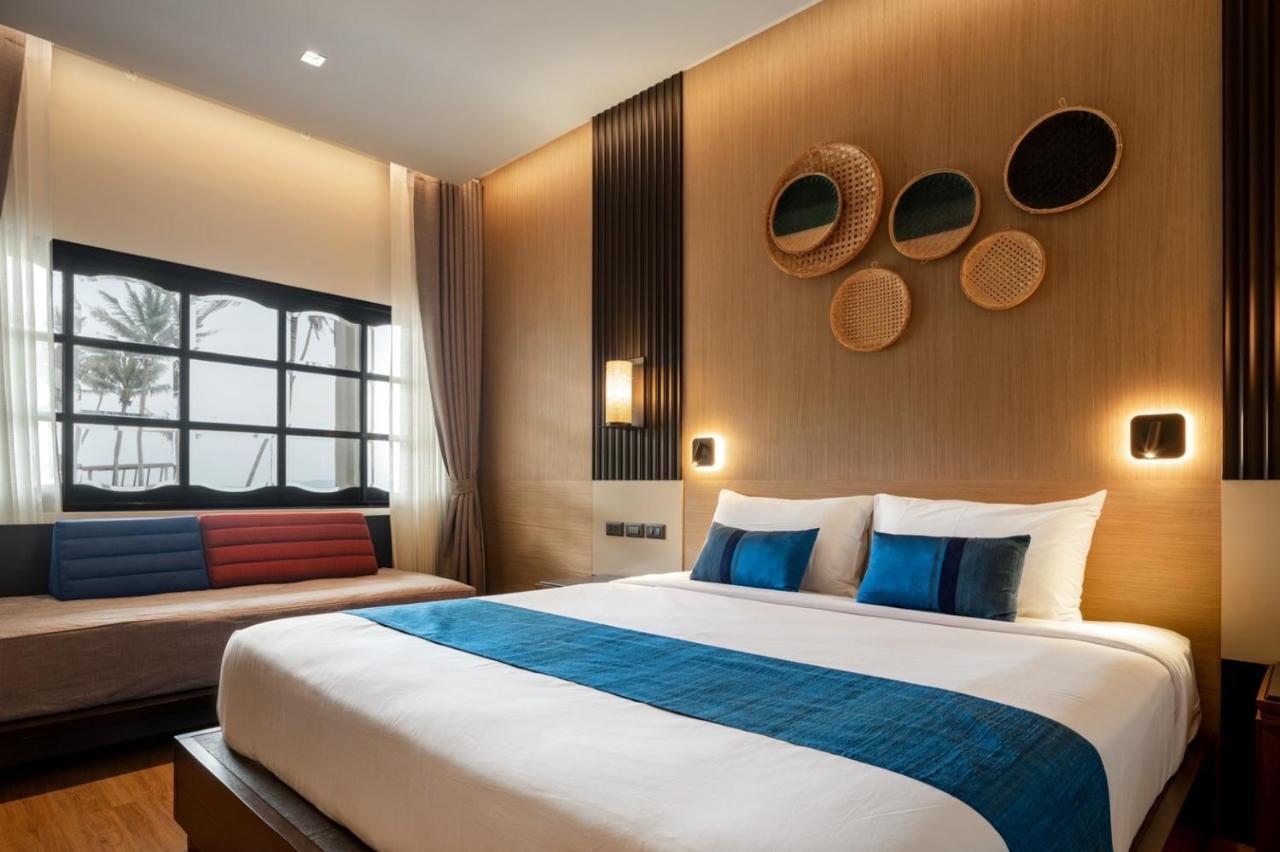 Ban Saithong Beach Resort Bang Saphan Noi Exterior foto
