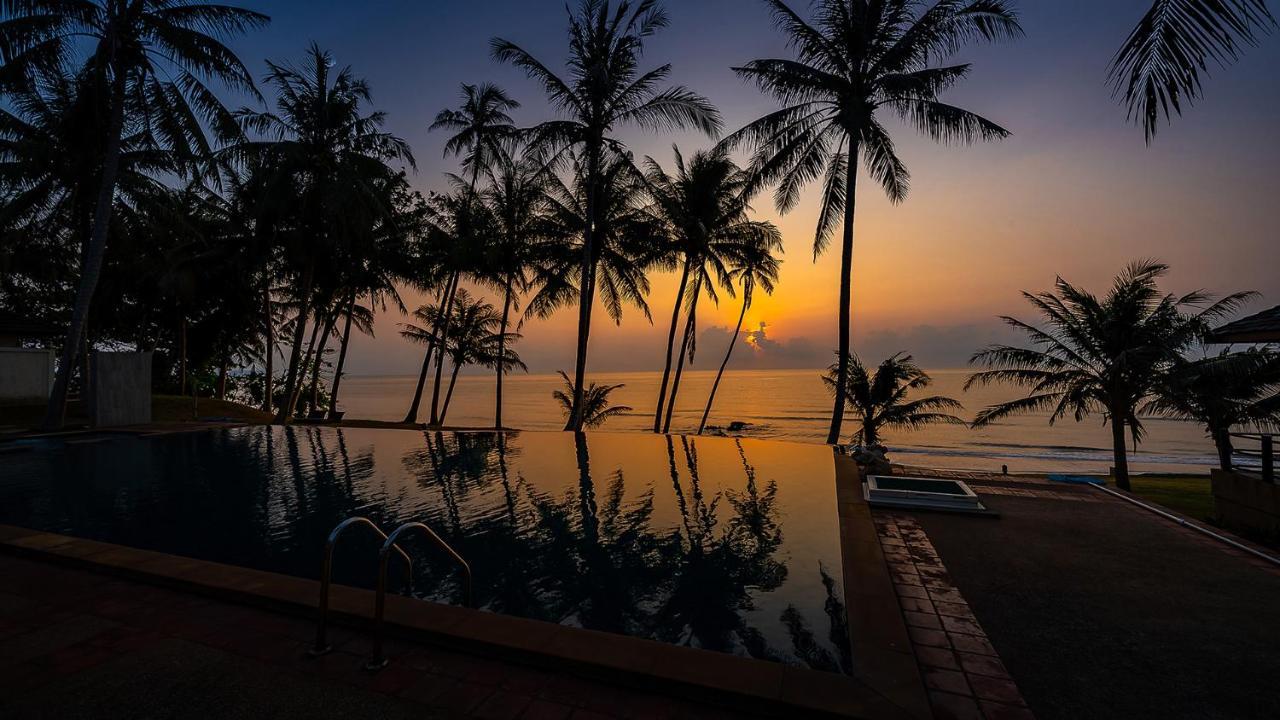 Ban Saithong Beach Resort Bang Saphan Noi Exterior foto