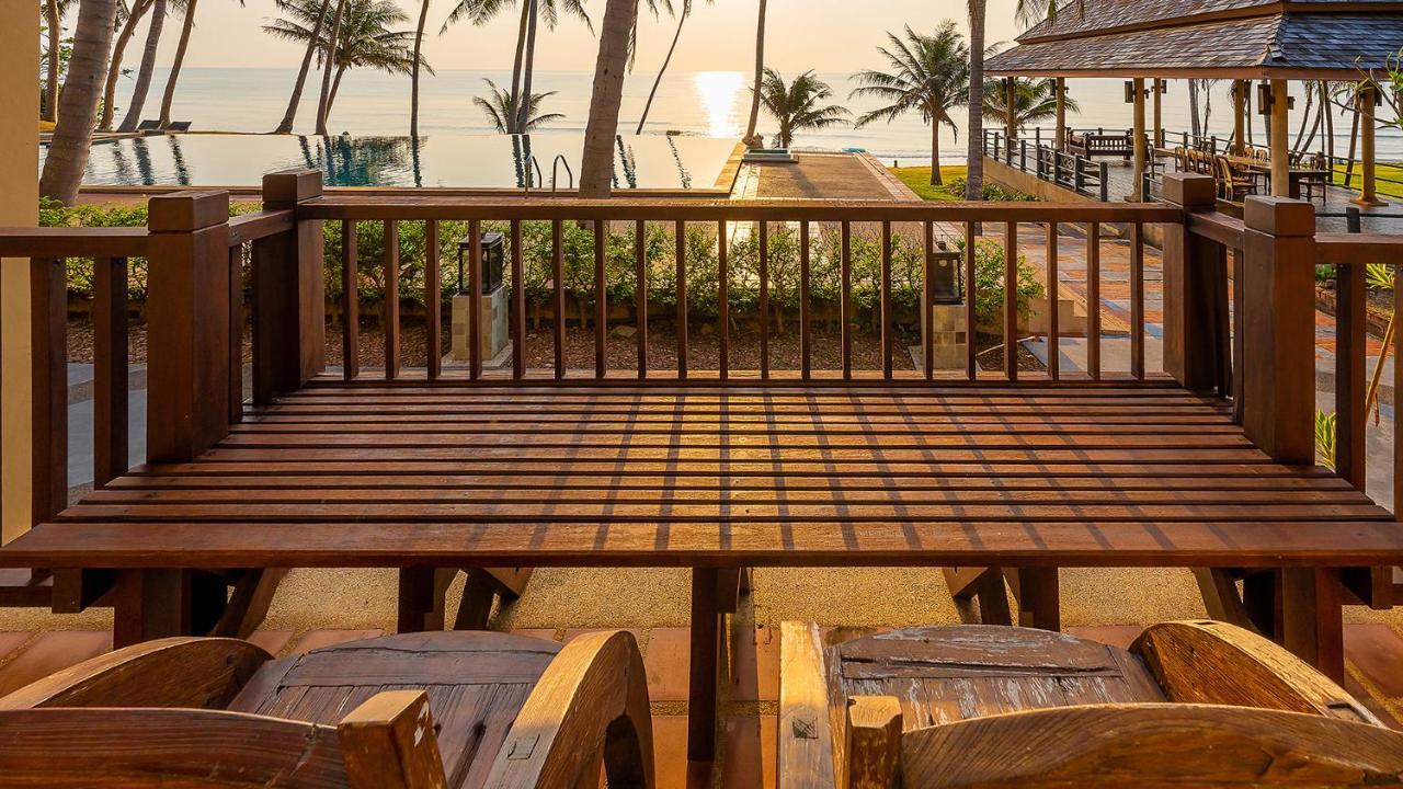 Ban Saithong Beach Resort Bang Saphan Noi Exterior foto
