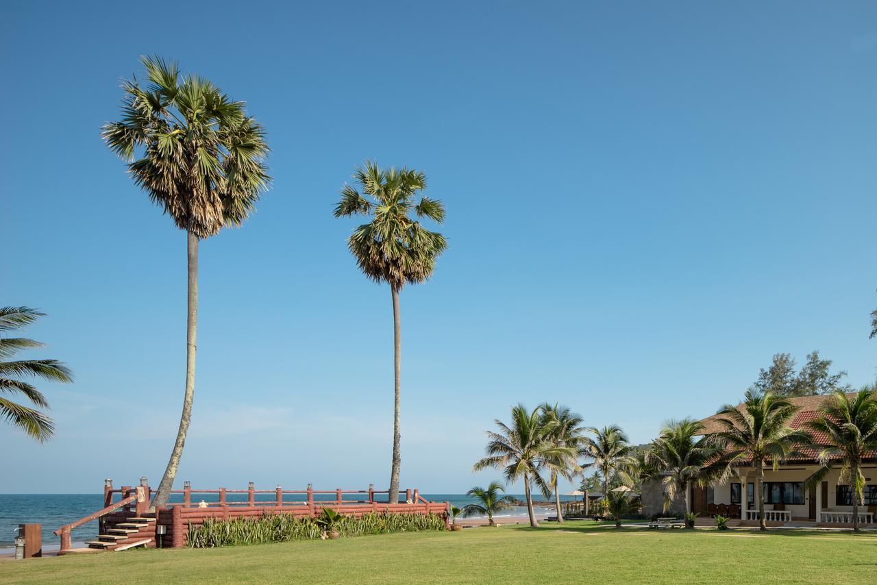 Ban Saithong Beach Resort Bang Saphan Noi Exterior foto